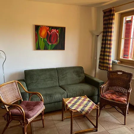 Haus Filzstein 145 24 * Криммл